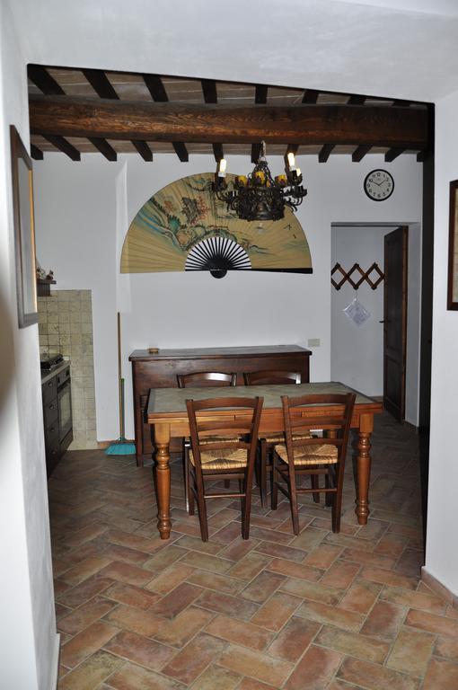 La Rocca Della Magione Villa Монтериджони Стая снимка